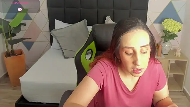 jadde13  online show from November 2025 08:24:02 PM