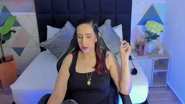 jadde13  online show from November 2025 08:08:01 PM