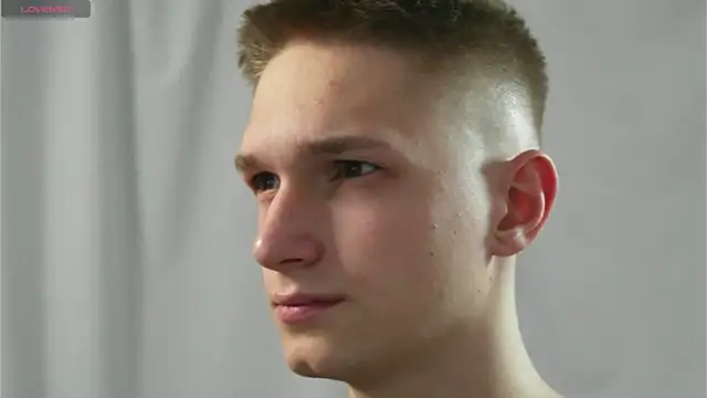 dustyn fox online show from January 2025 02:02:02 PM