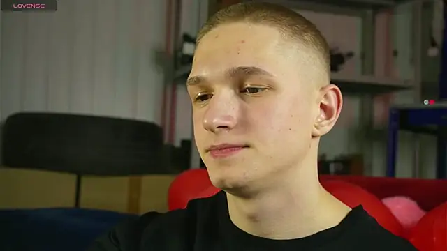 dustyn fox online show from February 2025 05:37:01 PM