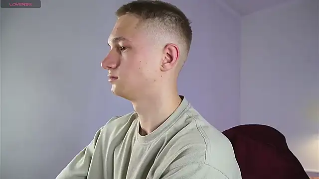 dustyn fox online show from March 2025 07:45:01 AM