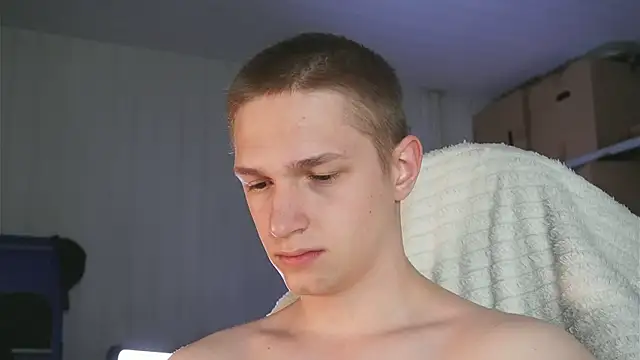 dustyn fox online show from March 2026 03:30:02 AM