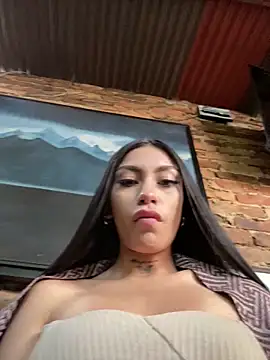 Effy Bonny online show from March 2025 06:47:01 PM