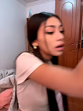 Effy Bonny online show from November 2025 09:14:01 PM