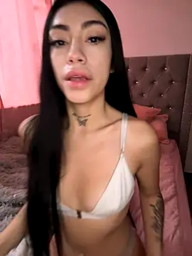 Effy Bonny online show from December 2025 12:25:02 PM