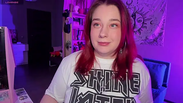 gitera  online show from December 2024 09:52:02 PM