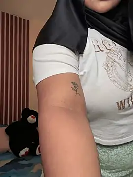  Shara Handal  online show from March 2025 08:53:02 AM