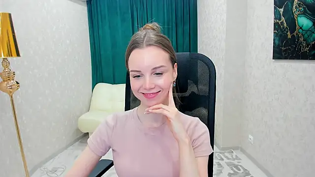 MileyWings online show from February 2025 05:50:01 PM