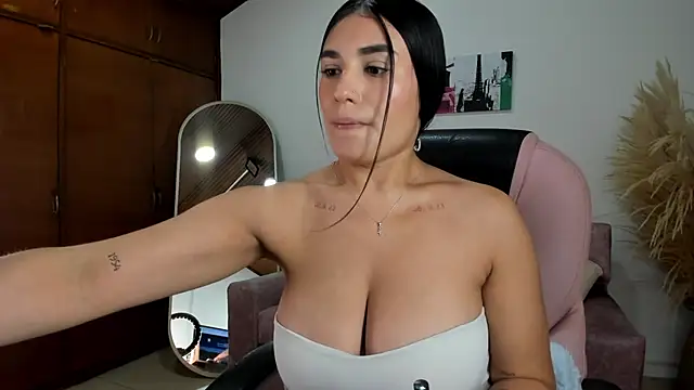 Alheli 16 online show from February 2026 12:25:01 PM