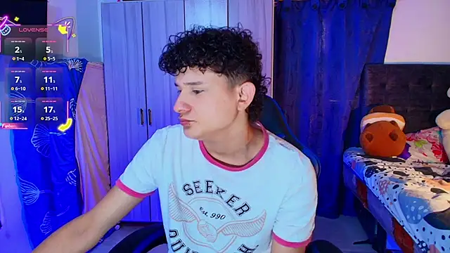 Nathan Bluee online show from February 2026 03:59:01 PM