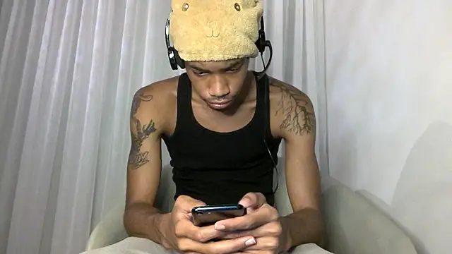 Skinnyblackman online show from October 2025 01:30:01 AM