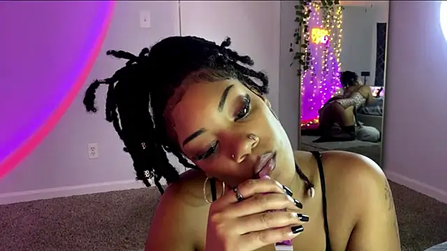 Snapshot of SheSoNastyy_21 chatting on September 2025 09:24:01 AM SheSoNastyy 21 online show from September 2025 09:24:01 AM