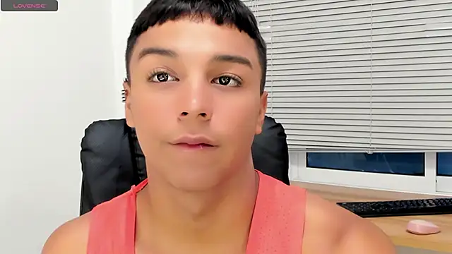 Seductivo jr online show from December 2025 04:22:01 AM