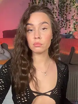 Snapshot of MiaNell chatting on January 2025 12:25:02 AM MiaNell online show from January 2025 12:25:02 AM