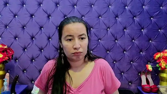 NaomyPrinces online show from October 2025 02:14:01 PM