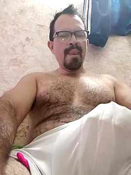 Snapshot of SbasTone_Muscle chatting on May 2026 03:17:01 PM SbasTone Muscle online show from May 2026 03:17:01 PM