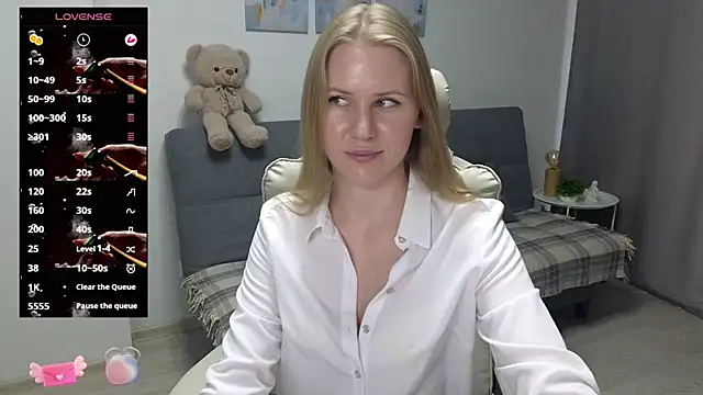 Snapshot of IsabelAllen chatting on February 2026 09:17:01 AM IsabelAllen online show from February 2026 09:17:01 AM