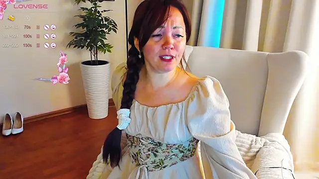 VanessaSmuth online show from September 2025 01:50:01 AM