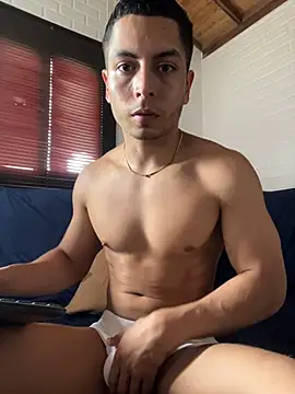 Snapshot of SAMUEL_OBRIAN chatting on February 2025 06:53:01 PM SAMUEL OBRIAN online show from February 2025 06:53:01 PM