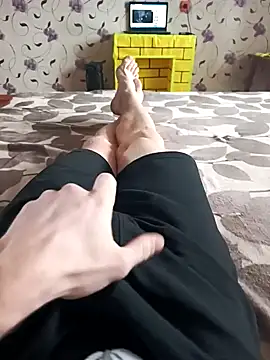 red red00 online show from February 2025 10:09:02 AM