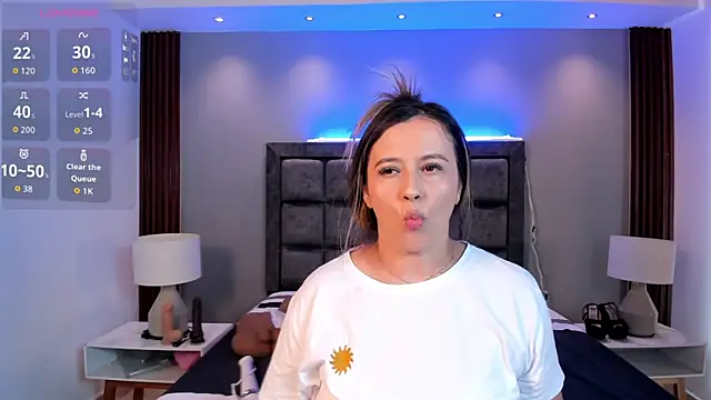 Susann Ross online show from July 2026 11:35:01 AM