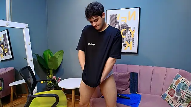 Snapshot of Mark_Evans1_ chatting on December 2024 05:36:02 PM Mark Evans1  online show from December 2024 05:36:02 PM