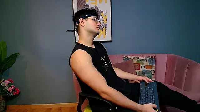 Snapshot of Mark_Evans1_ chatting on March 2025 07:38:01 PM Mark Evans1  online show from March 2025 07:38:01 PM