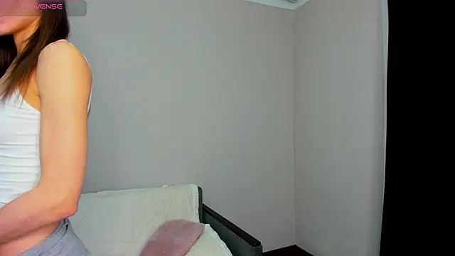 -Sacura- online show from October 2025 03:31:02 PM