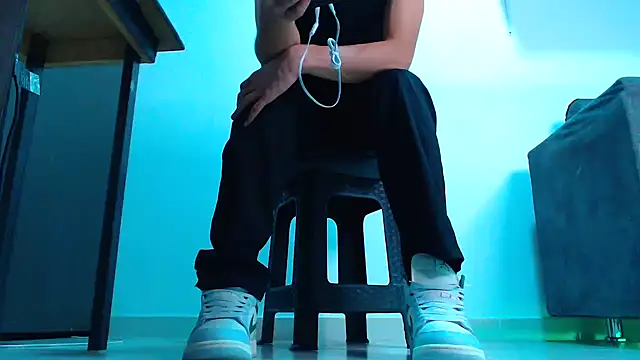 mastersmits online show from September 2025 02:11:01 AM