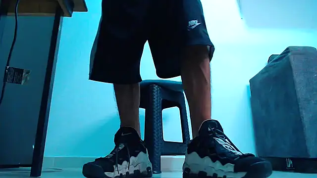 mastersmits online show from September 2025 04:12:01 AM