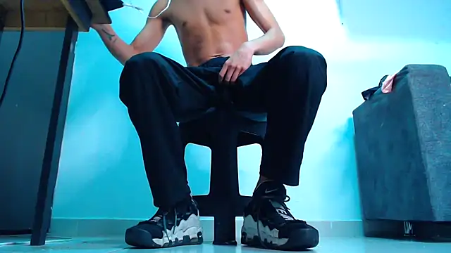 mastersmits online show from September 2025 02:35:01 AM