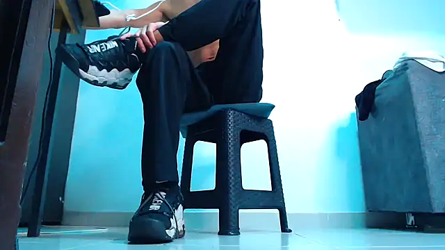 mastersmits online show from September 2025 03:56:01 AM