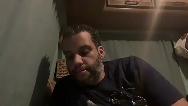 AbsolutMouuah online show from March 2025 09:01:02 PM