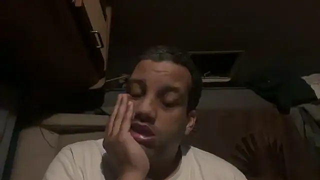 AbsolutMouuah online show from October 2025 01:26:01 AM