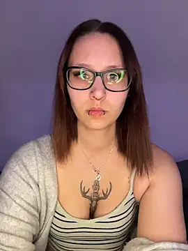 Snapshot of TheRealNyxa chatting on April 2026 06:35:01 PM TheRealNyxa online show from April 2026 06:35:01 PM