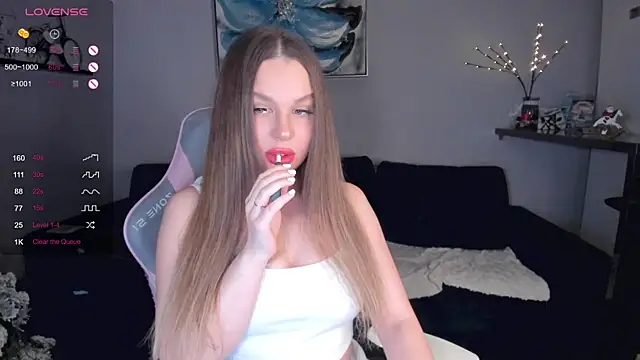 wwildfox online show from January 2025 03:15:02 PM