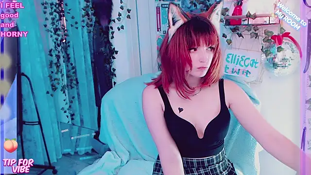 Snapshot of Toxic_Ellies chatting on January 2025 09:36:02 AM Toxic Ellies online show from January 2025 09:36:02 AM