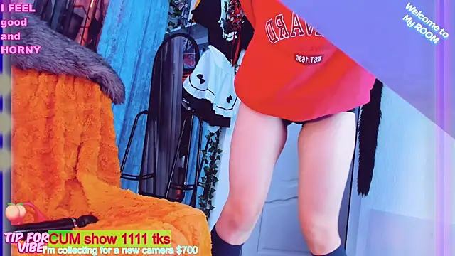 Snapshot of Toxic_Ellies chatting on February 2025 02:27:02 PM Toxic Ellies online show from February 2025 02:27:02 PM