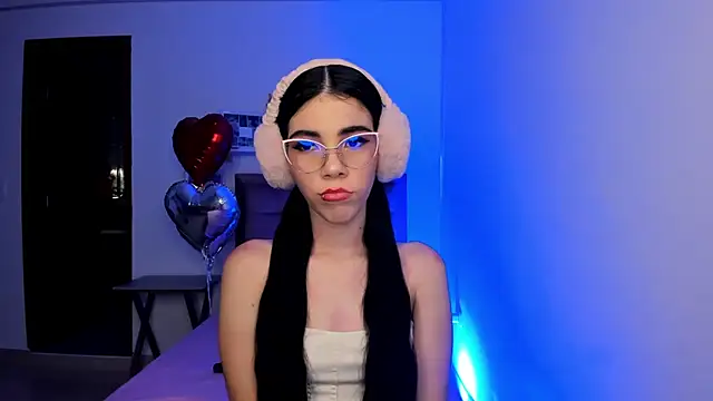 Snapshot of sofi_cute01 chatting on February 2025 11:03:02 PM sofi cute01 online show from February 2025 11:03:02 PM