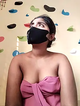 Snapshot of Lina-Rose chatting on March 2025 01:45:02 AM Lina-Rose online show from March 2025 01:45:02 AM