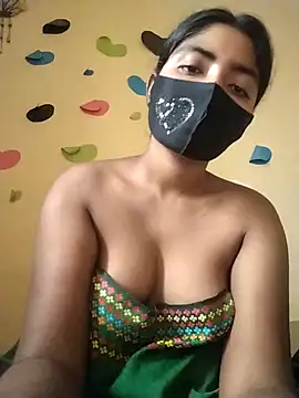 Snapshot of Lina-Rose chatting on March 2025 08:29:02 AM Lina-Rose online show from March 2025 08:29:02 AM
