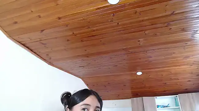 Cuty sexy hot online show from February 2025 02:38:01 PM