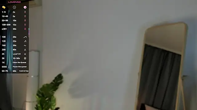 Ketty Belly online show from October 2025 09:19:02 AM