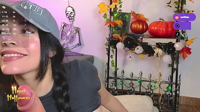 Soffimoon  online show from November 2025 01:39:01 AM