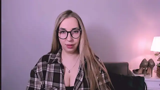 AriaDesire online show from April 2026 06:52:01 AM