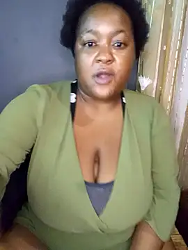 Missmoox24 online show from February 2026 05:38:02 PM