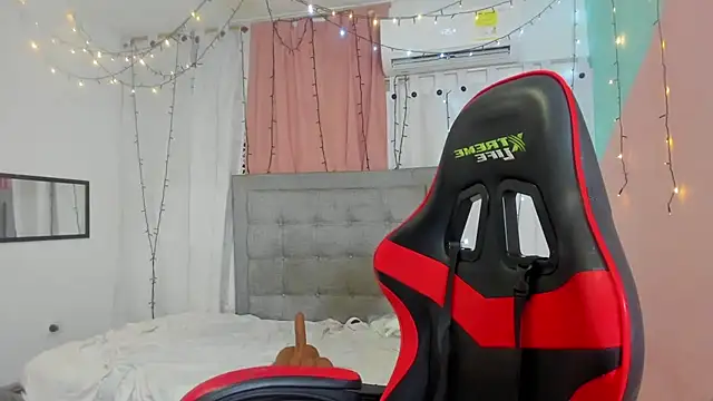 valentina 0  online show from March 2025 11:39:02 AM