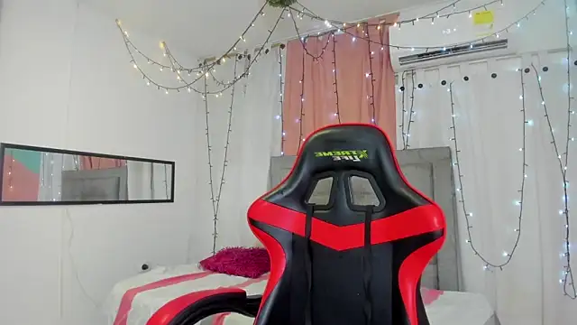 valentina 0  online show from March 2025 03:33:02 AM