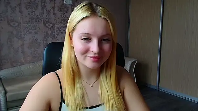 Snapshot of Milka_kiss_ chatting on April 2026 01:50:01 PM Milka kiss online show from April 2026 01:50:01 PM
