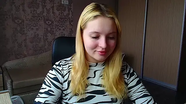 Snapshot of Milka_kiss_ chatting on April 2026 10:57:01 AM Milka kiss online show from April 2026 10:57:01 AM